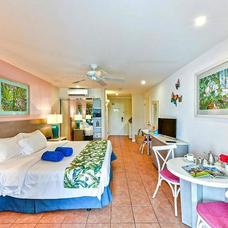 Butterfly Beach Hotel Christ Church Bagian luar foto