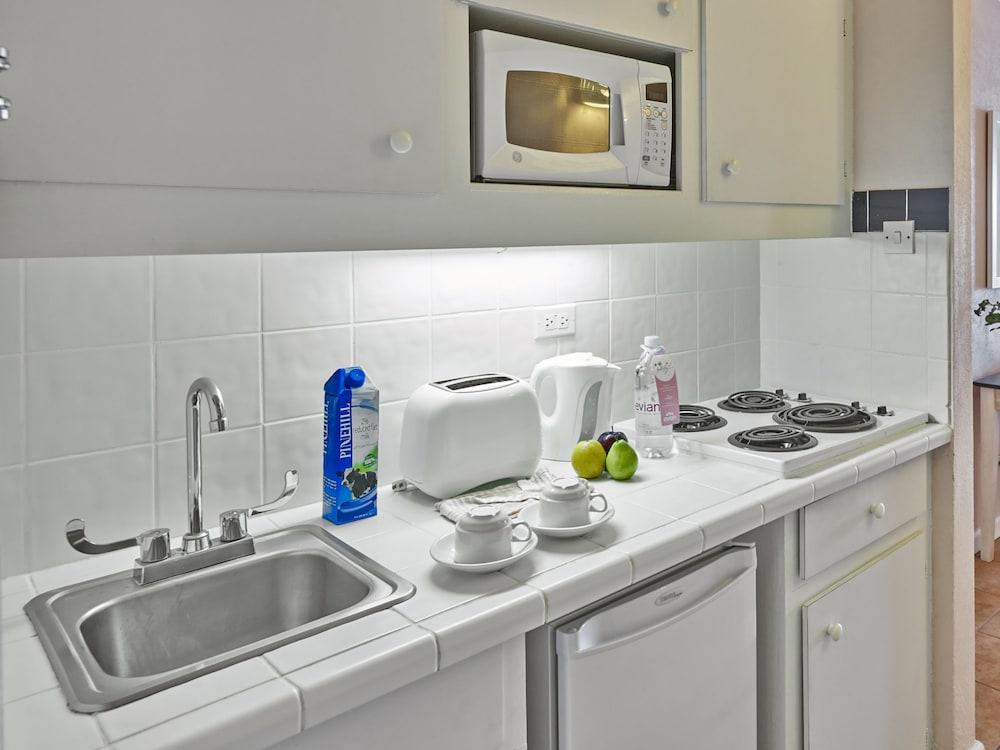 Butterfly Beach Hotel Christ Church Bagian luar foto