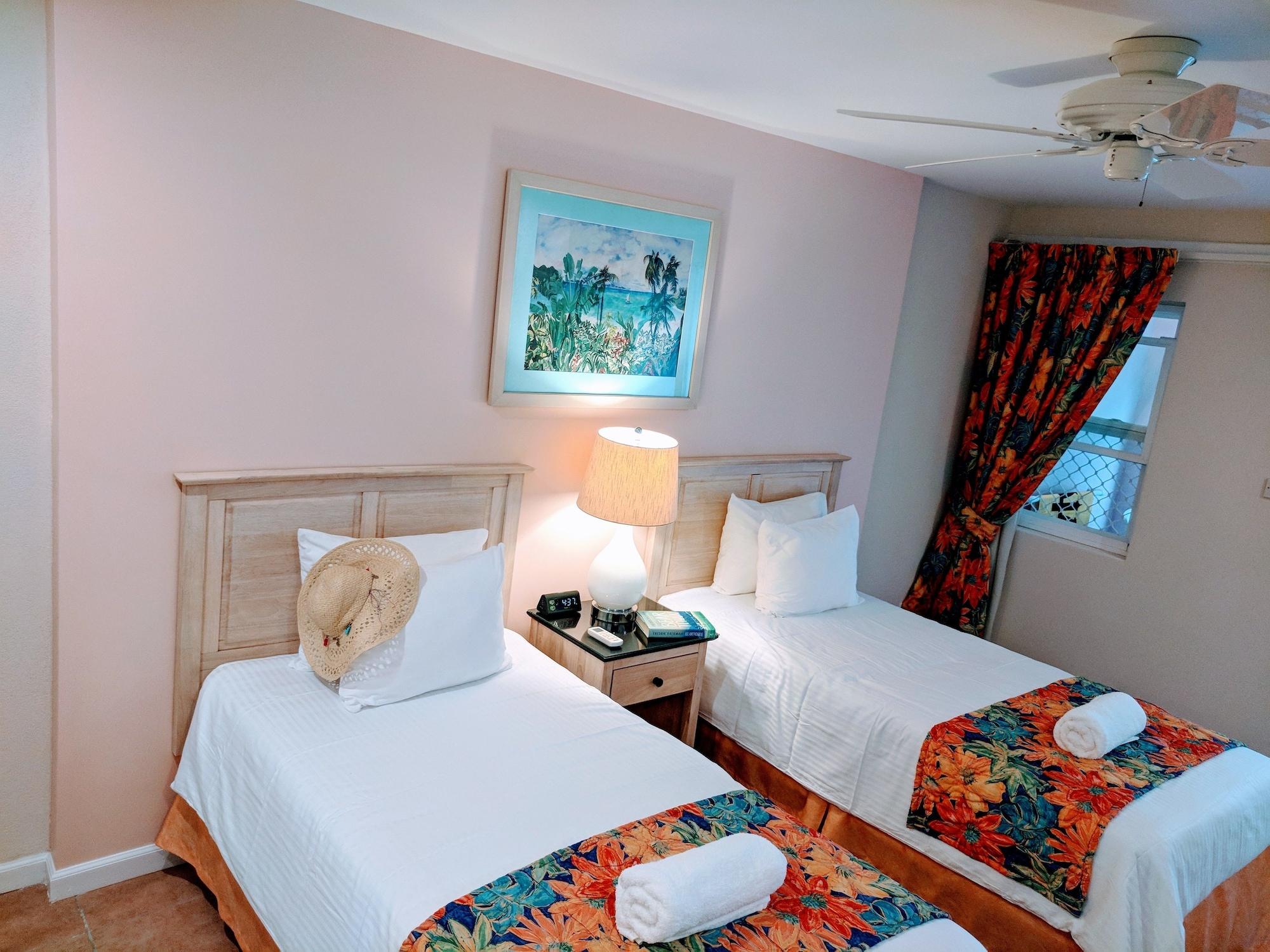 Butterfly Beach Hotel Christ Church Bagian luar foto