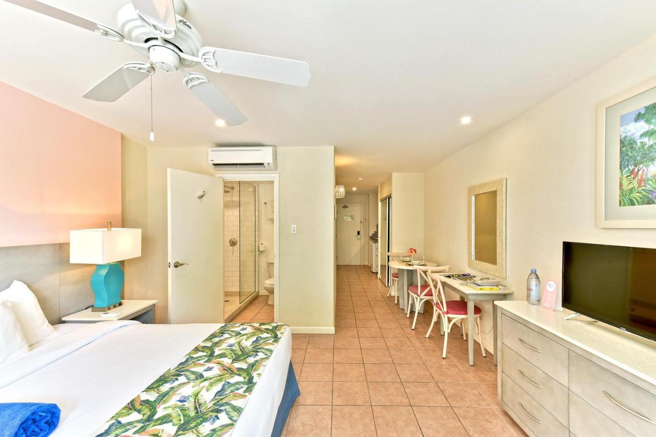 Butterfly Beach Hotel Christ Church Bagian luar foto